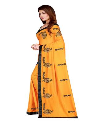 Yellow printed silk saree with blouse 3