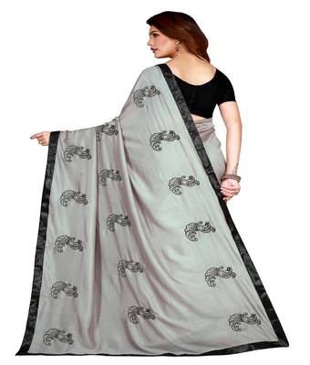 Grey printed silk saree with blouse 2