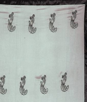 Grey printed silk saree with blouse 4