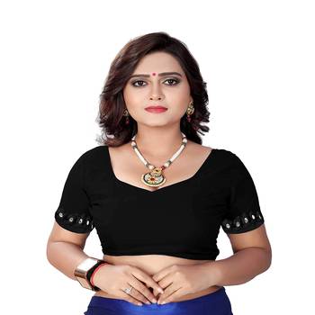 Black printed silk saree with blouse 5