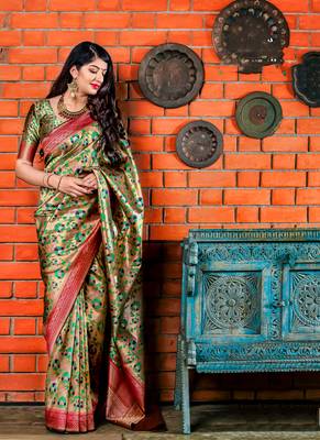 Beige woven silk saree with blouse 1