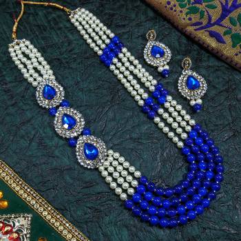 Blue necklaces 1