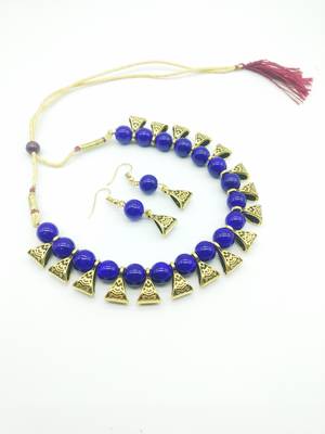 Blue necklaces 1