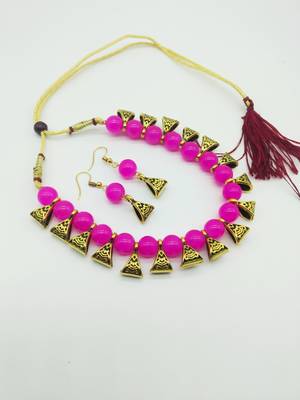 Pink necklaces 1