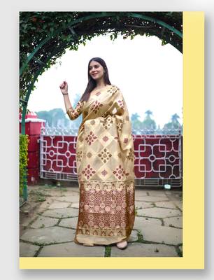 Gold woven art silk saree with blouse 1