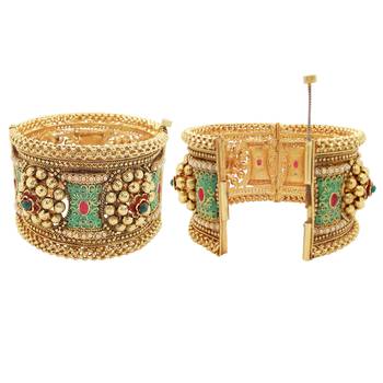 Gold bangles-and-bracelets 3