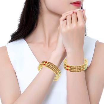 Gold bangles-and-bracelets 4