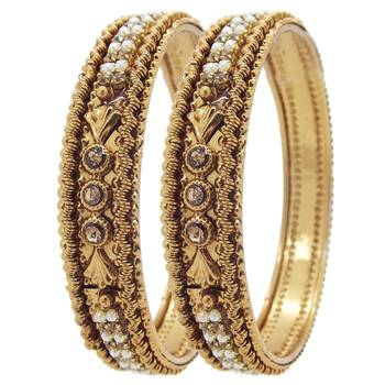 Gold bangles-and-bracelets 1