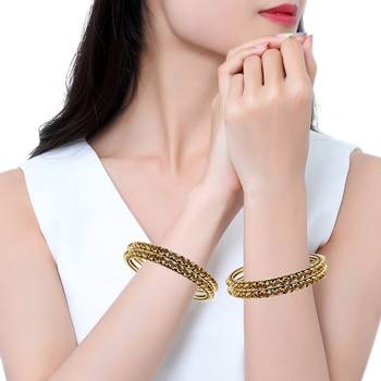 Gold bangles-and-bracelets 4