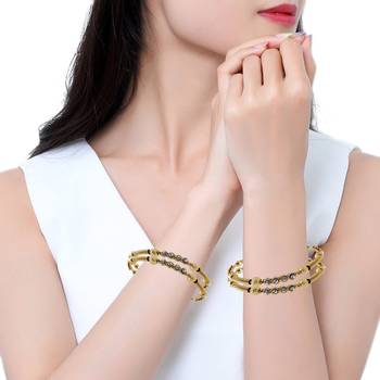 Gold bangles-and-bracelets 4