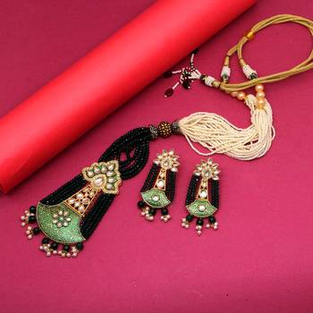Green Necklace Sets 1