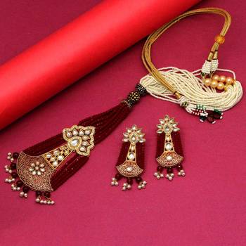 Maroon necklace-sets 1