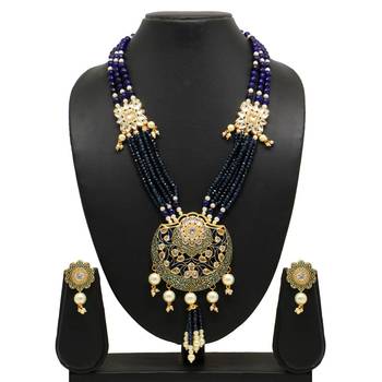 Blue necklace-sets 2
