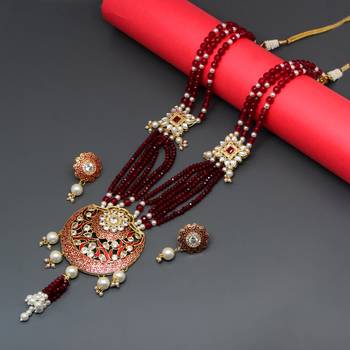 Maroon necklace-sets 1