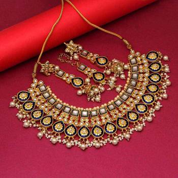 Blue necklace-sets 1