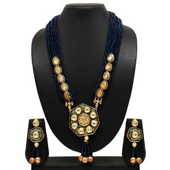 Blue necklace-sets 2