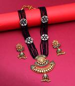Black necklace-sets