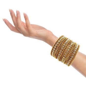 Gold bangles-and-bracelets 4