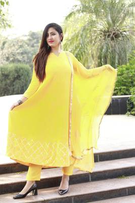 Women's RAYON Kurta pant set with heavy Designer Duppata 3