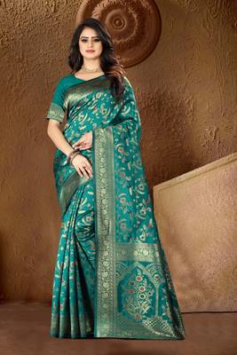 Green Woven Art Silk Saree With Blouse 2