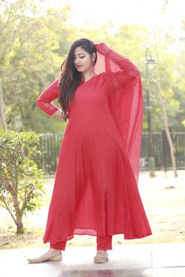 RAYON HEAVY Kurta pant set with heavy  GOLD  Printeted  Designer Duppata 4