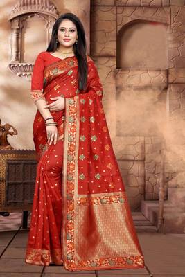 Red Woven Kanjivaram Silk Saree With Blouse 3