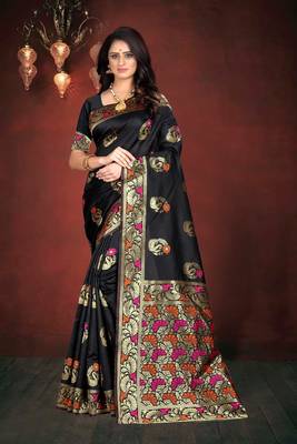 Black Woven Kanjivaram Silk Saree With Blouse 4