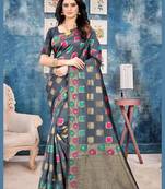 Grey Woven Kanjivaram Silk Saree With Blouse