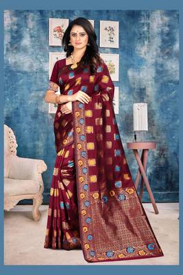 Maroon Woven Kanjivaram Silk Saree With Blouse 2