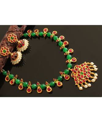 Beautiful Handmade Green Kemp Designer Necklace Set 1