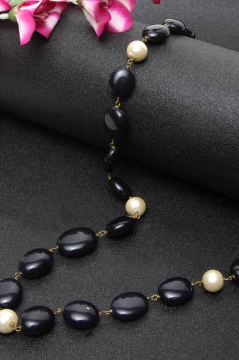 Blue pearls necklaces