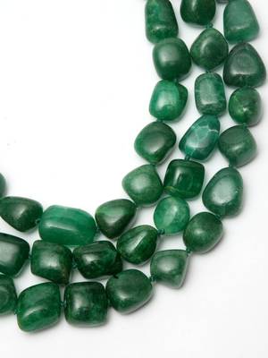Green pearls necklaces 2