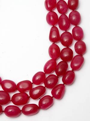 Red emerald necklaces 2