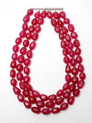 Red emerald necklaces 3