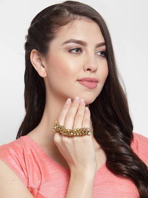 Gold toe-rings 2