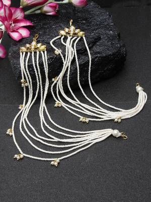 White pearls earrings 1