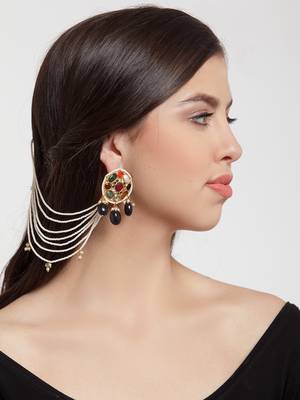 White pearls earrings 2