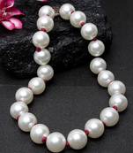 White pearls necklaces