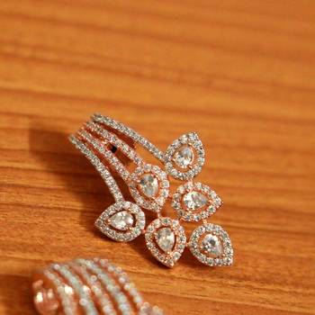 White cubic zirconia pendants 3