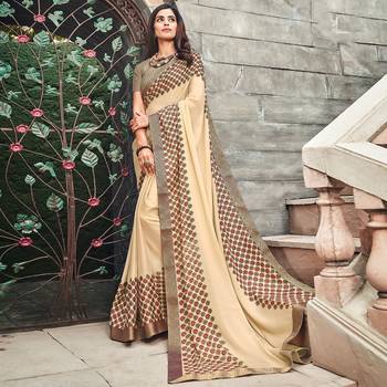 cream Printed crepe saree with blouse 1