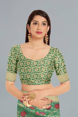 Green woven banarasi silk saree with blouse 4
