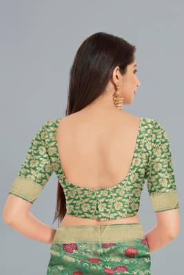 Green woven banarasi silk saree with blouse 5