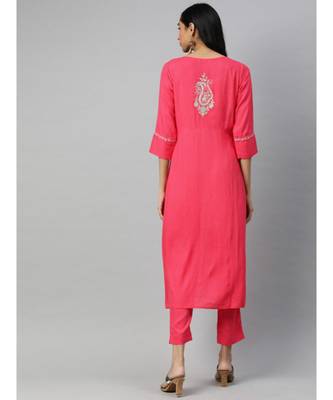 Women Coral Solid A-Line Rayon Kurta With Pants 3