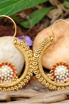 Antique Pearl Red Flower Chand Hoop Earrings