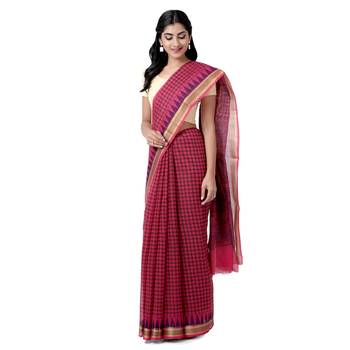 Pink printed blended cotton saree with blouse 3
