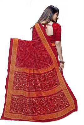 Red printed georgette saree with blouse 2