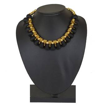 Black Chokers 1