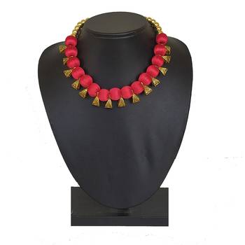 Red Chokers 1