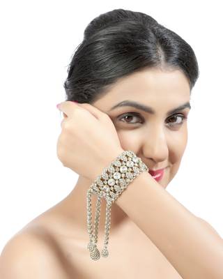 Beautiful Designer Wear With Gowns For Party With Gold Finishing Bracelet 2