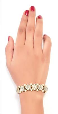 Exquitely Design With White Stone And Pearl Adjustable Bracelet 3